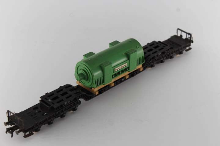 Fleishmann : Adnormal Tanker Low Bed Wagon