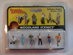 Woodlands Scenics : Ordinary People (HO)