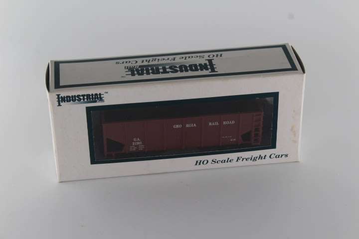 ERIE Covered Coal Hopper