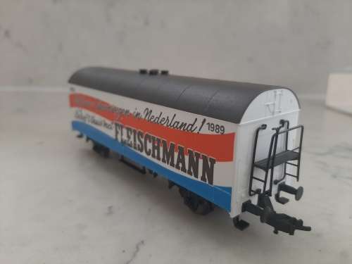 Fleishmann Branded Box Wagon