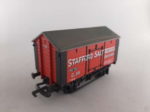 Bachmann : 3 x Stafford Salt Wagons