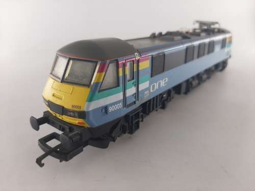 Hornby : One Electric Locomotive