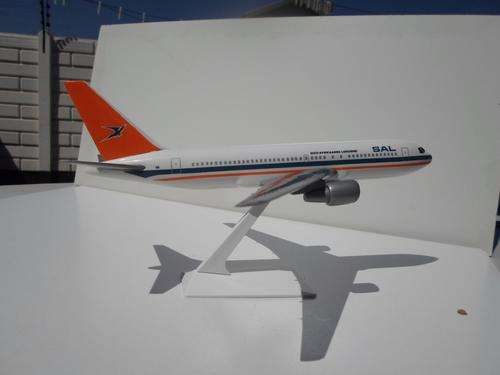 Model Plane : SAA Boeing 767-200