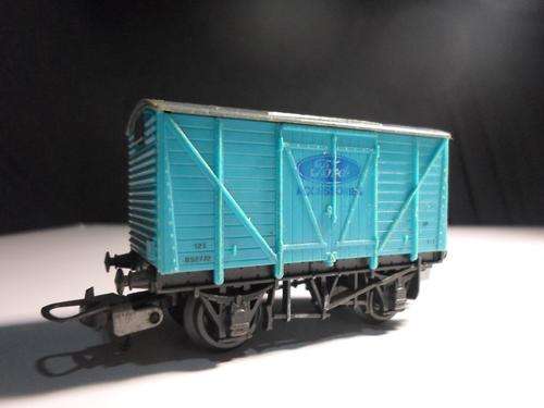 Lima : FORD Box Car Wagon