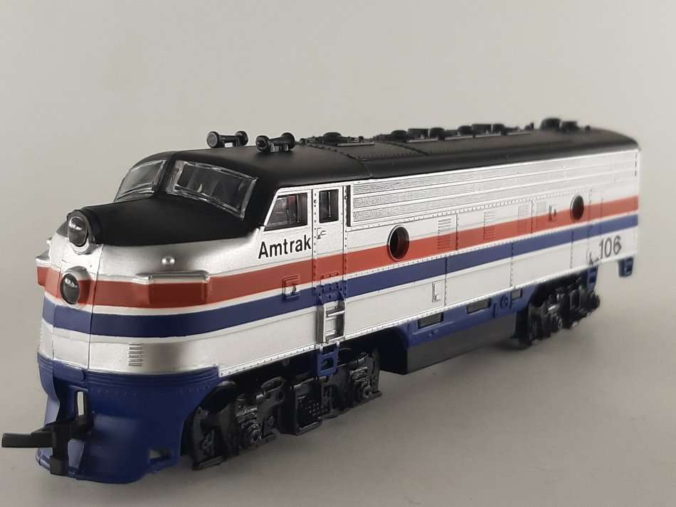 Amtrack :  Diesel Locomotive