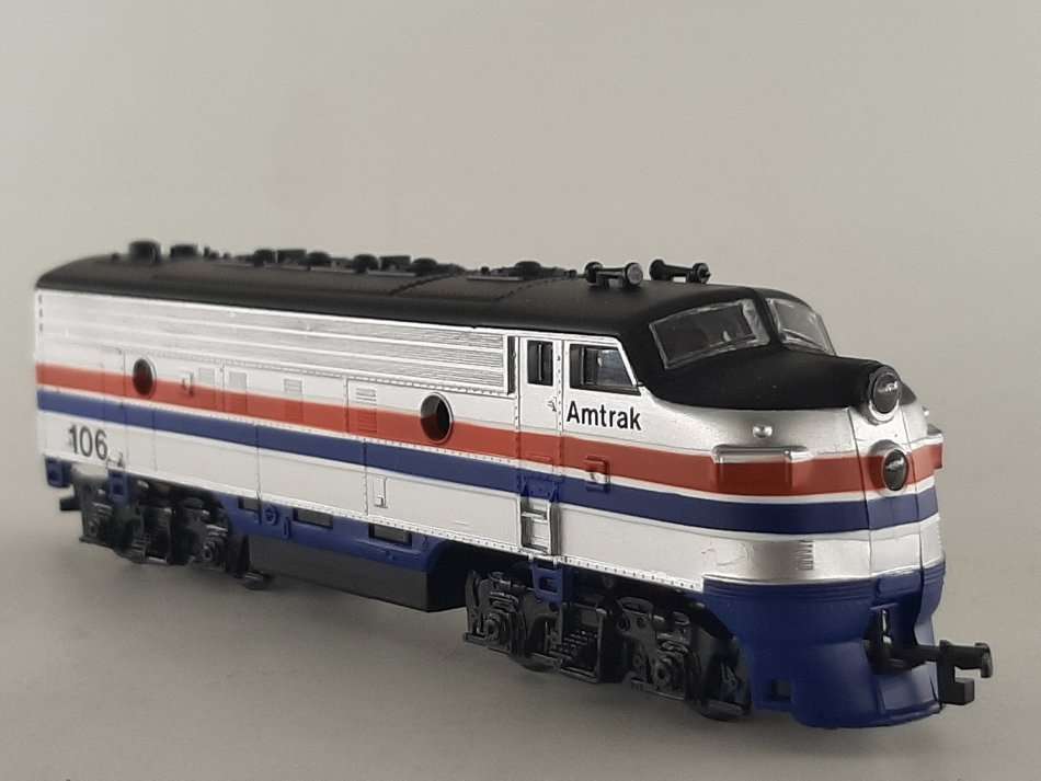 Amtrack :  Diesel Locomotive