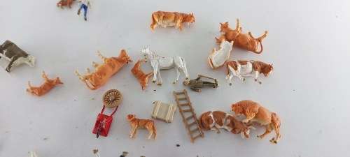 Assorted Farm Animal & Figures