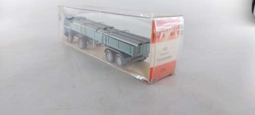 Wiking : Truck with Pipe Load