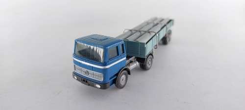 Wiking : Truck with Pipe Load