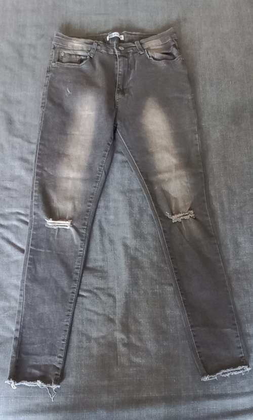 Ladies 2 pairs Skinny Jeans