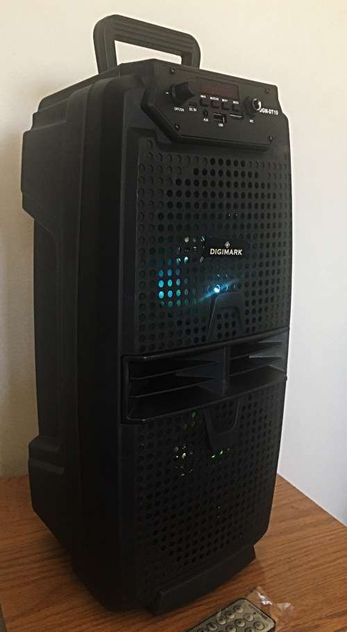 Bluetooth outdoor speaker with remote