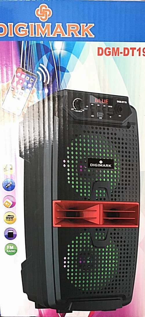 Bluetooth outdoor speaker with remote