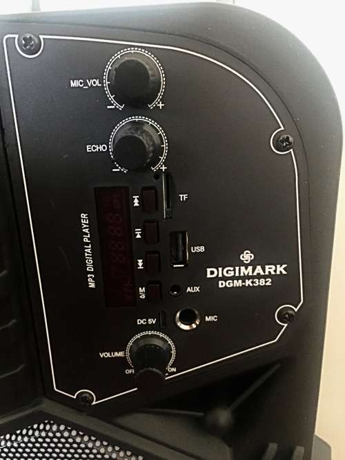 BLUTOOTH TROLLEY RECHARGEABLE SPEAKER WITH MICROPHONE AND REMOTE