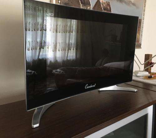 24 `  LED HD CURVED  TV  On promotion.