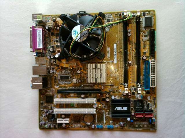 ASUS P5LD2-VM SE Motherboard with 2.00ghz 440 Celeron CPU 800FSB