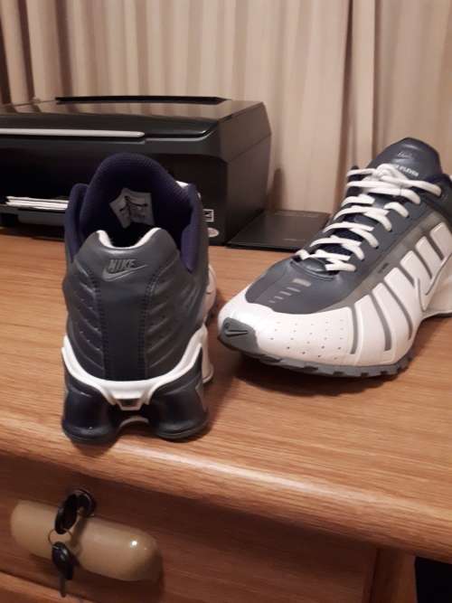 Nike Shox O'leven, White / Blue (Read Description)