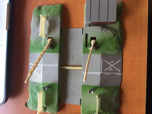Lima HO Scale Crossing Gate