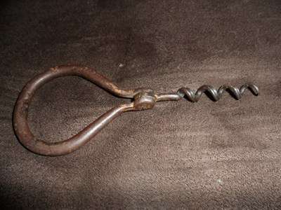 VERY OLD CORK PULLER