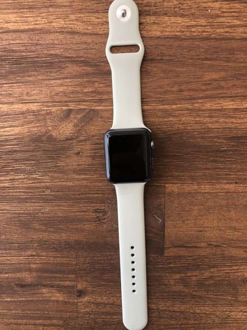 Apple Watch Series 1 42mm ( with original box and charger)