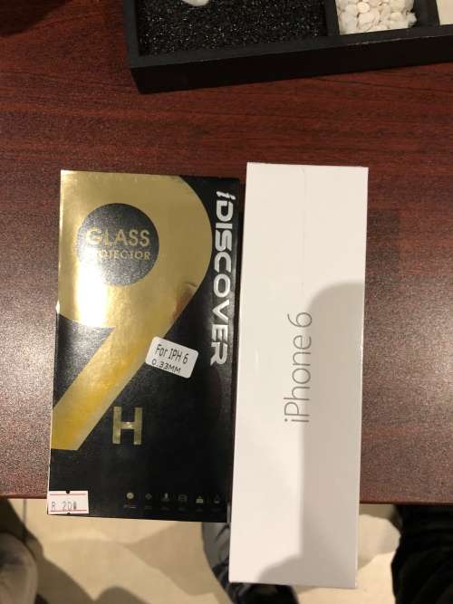 Iphone 6 & Screen Protector