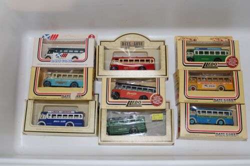 Lledo Regal Single Deck Bus