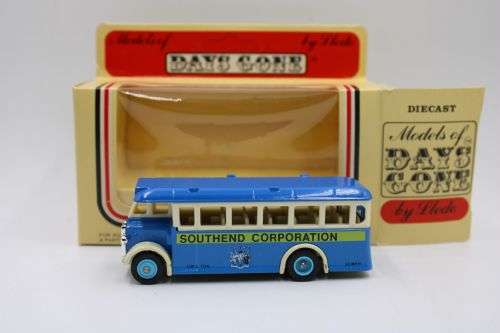 Lledo Regal Single Deck Bus