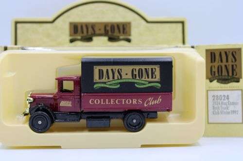 Lledo 1934 Mack Canvas Trucks-Dunlop,Eddie Stobart Ltd,Hamleys,London Port Police