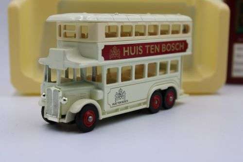 Lledo 1928 Chevrolet Box Van,1931 AEC Renown Double Deck Bus,1959 Morris LD150 Van