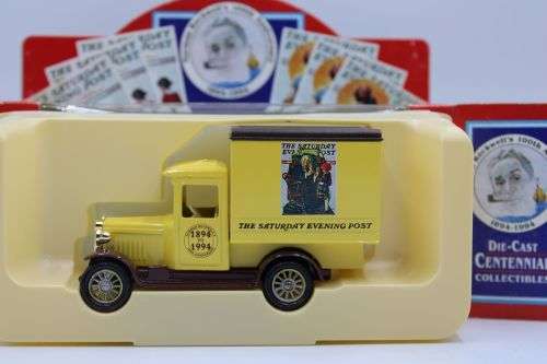 Lledo 1928 Chevrolet Box Van,1931 AEC Renown Double Deck Bus,1959 Morris LD150 Van