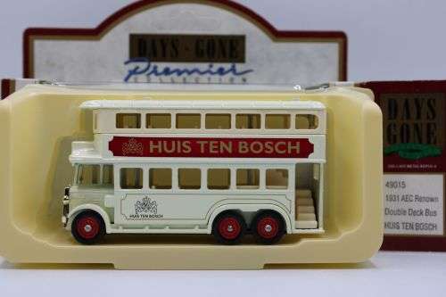 Lledo 1928 Chevrolet Box Van,1931 AEC Renown Double Deck Bus,1959 LD150 Morris Van