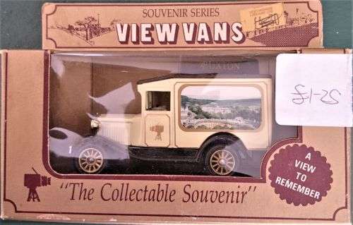 Lledo-Souvernir Vans