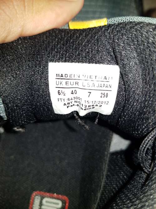 *LATE ENTRY*BRAND NEW SALOMON SPEEDCROSS 3 TRAIL SHOES