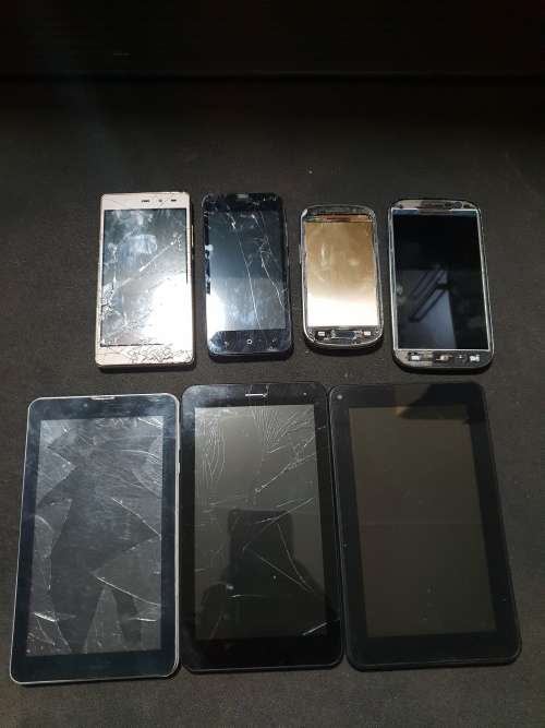 *LATE ENTRY* JOBLOT VARIOUS PHONES AND TABS
