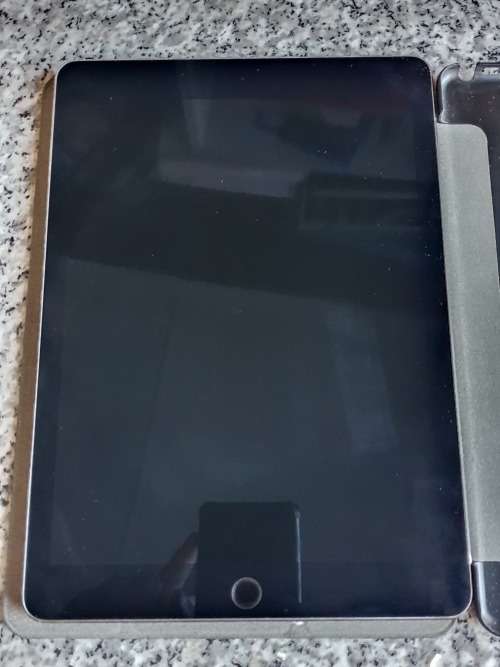 *LATE ENTRY* IPAD PRO 9.7" 128GB WIFI