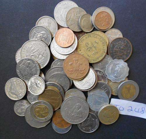 60 UNSORTED QUALITIY MIXED WORLD COINS. BID PER COIN TO TAKE THE LOT