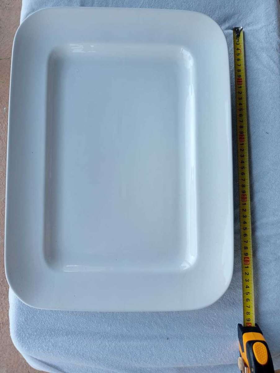 2 x T U Porcelain Ovenproof platters