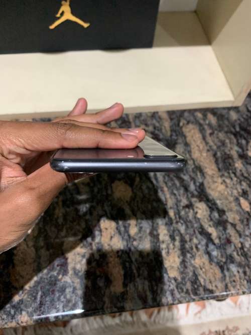 iPhone 8 256GB (used)