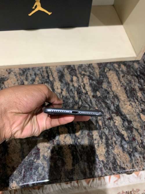 iPhone 8 256GB (used)