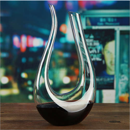 1.5L Luxurious Crystal Glass U-shaped Horn Wine Decanter Wine