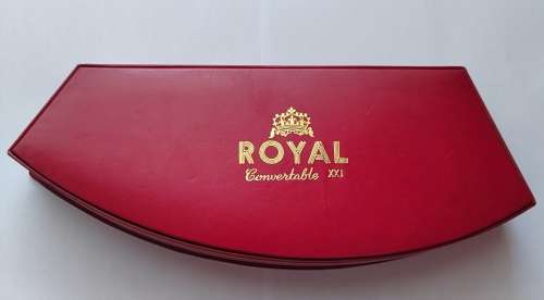 ROYAL LADIES INTERCHANGEABLE  WATCH SET IN PRESENTATION BOX