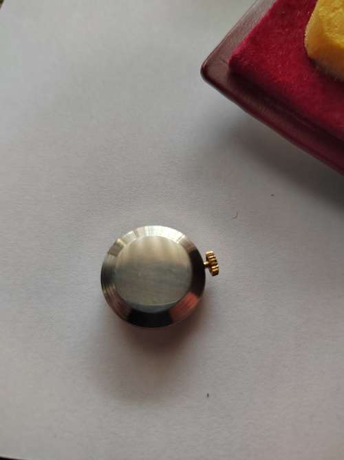 ROYAL LADIES INTERCHANGEABLE  WATCH SET IN PRESENTATION BOX