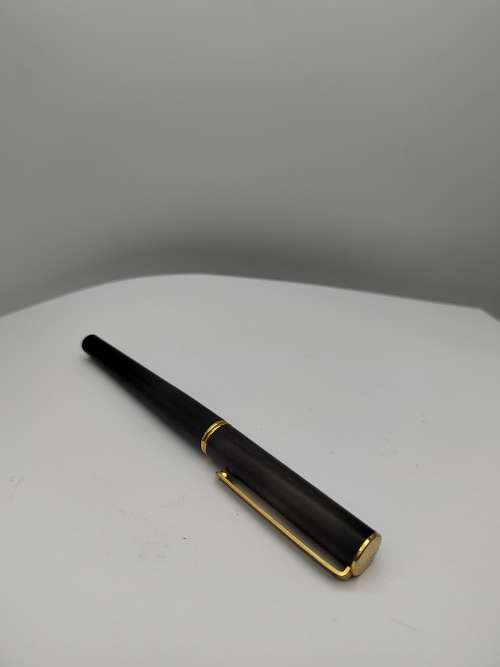 Vintage black and gold ballpoint pen