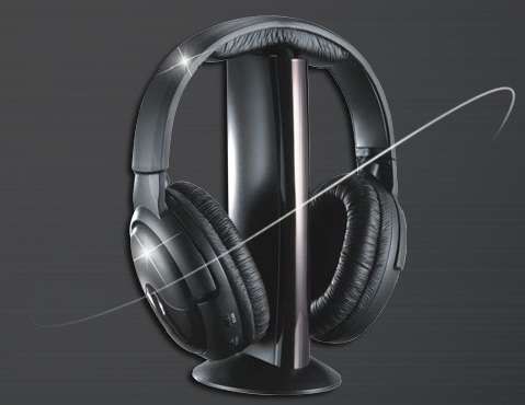 XGR 6 IN 1 WIRELESS HEADPHONES, FM RADIO, BASE, MIC