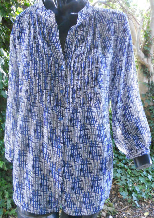 Woolworths Top SIZE 12