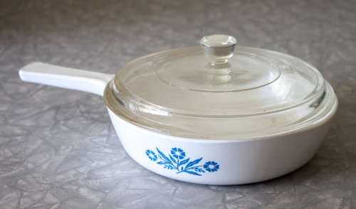 Old Blue Cornflower Corningware 6½ inch frying pan with lid