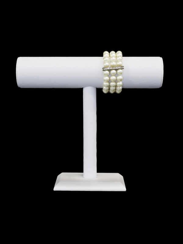 High End Tall White Imitation Leather Bracelet Display Bar