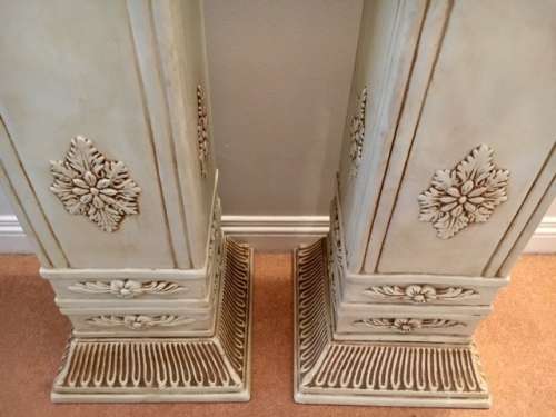 ## BEAUTIFUL HANDMADE EGYPTIAN STATUES AND COLUMNS x 4 ITEMS!  ### COLLECTION RANDBURG ONLY! @@R1