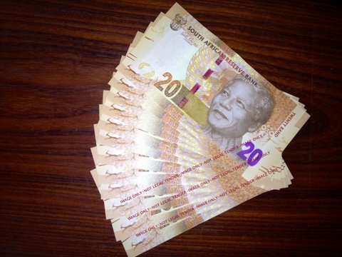 ***BRAND NEW CRISP 2012 NELSON MANDELA R20 NOTES BID PER NOTE FOR ALL 12 IN SEQUENCE***AJ 307B-318B