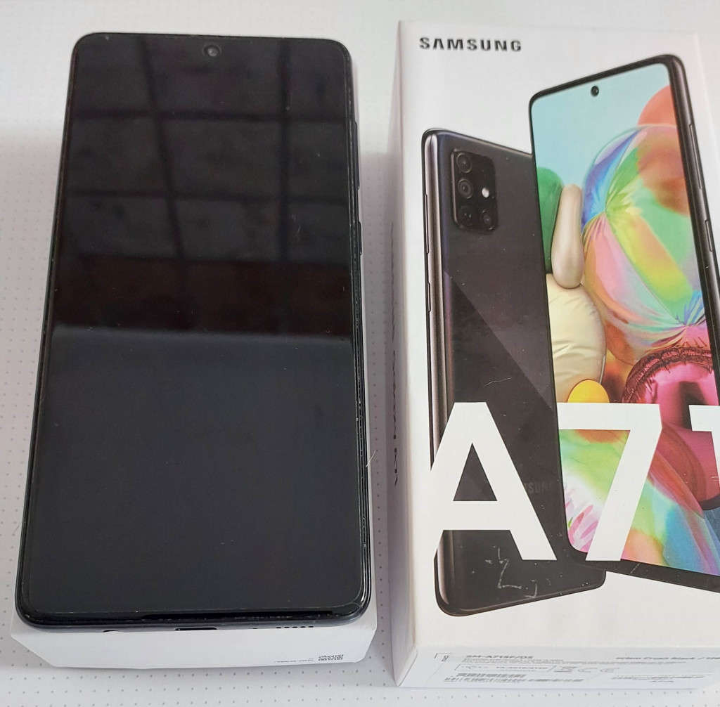 Samsung Galaxy A71 (128GB) Smartphone