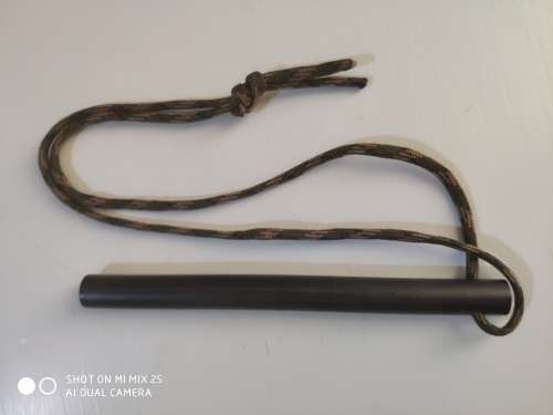 Jumbo Ferrocerium rod with Paracord Lanyard 6 inch rod ( 150mm )  ( fire starter )